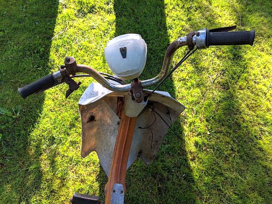 Ariel Three YFH 746M