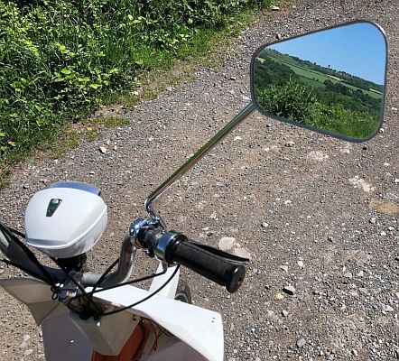 Ariel Three YRF 371M