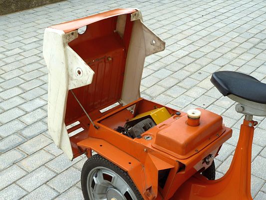 Ariel Three C-1874-BNX (Spain)